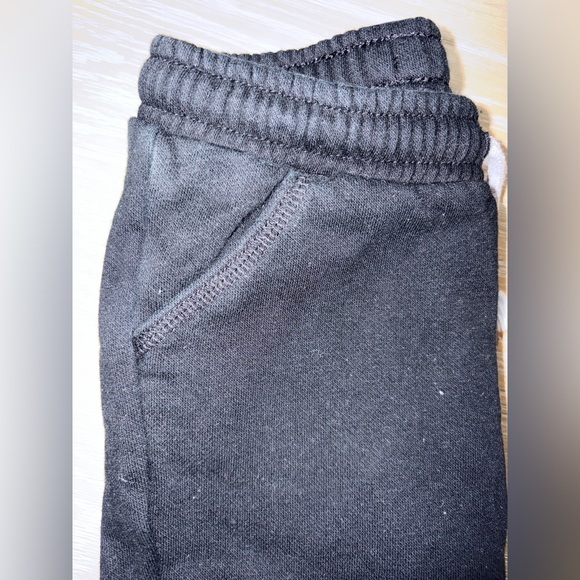 Cat & Jack Black Kids Joggers with drawstring - Picture 3 of 4